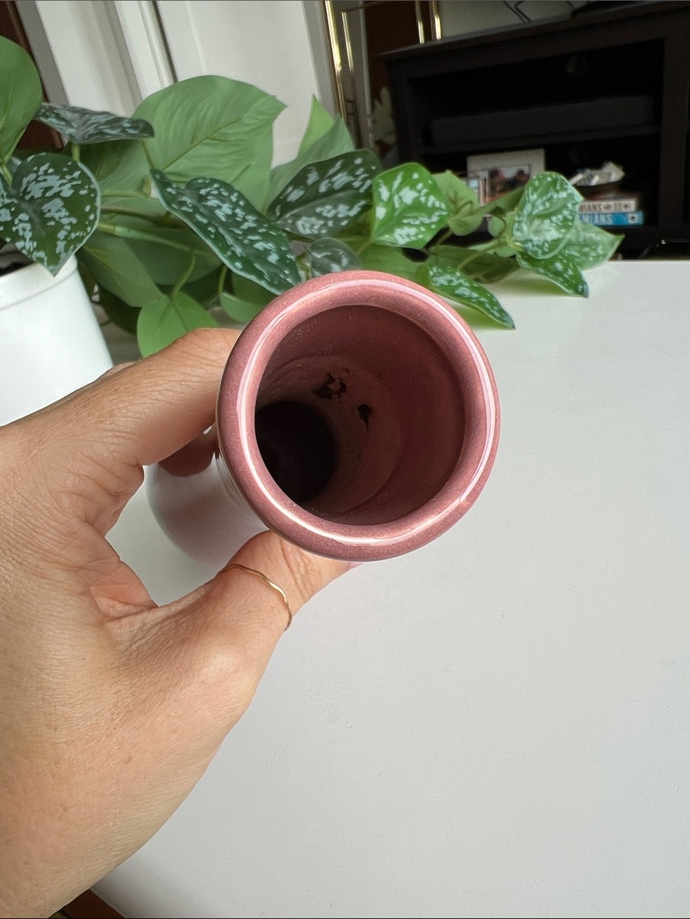 Vintage Mauve Pink Ceramic Vase Decor - Picture 5 of 12